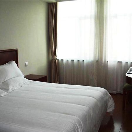 Greentree Inn Shanghai Songjiang University City New Songjiang Road Express Hotel Eksteriør bilde